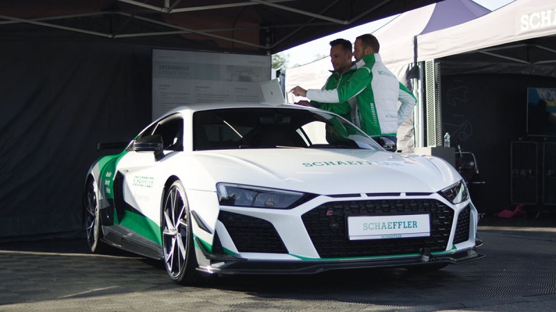 Engineers from the Schaeffler Innovation Taxi are preparing for the Joystick Run at the Hockenheimring in a modified production Audi R8.