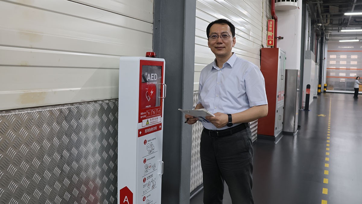 Dr. Ning Shuangli is company doctor at Schaeffler’s Taicang plant.